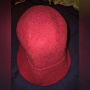 Vinathe Kathy Jeanne Elegant Red Wool Bucket Hat